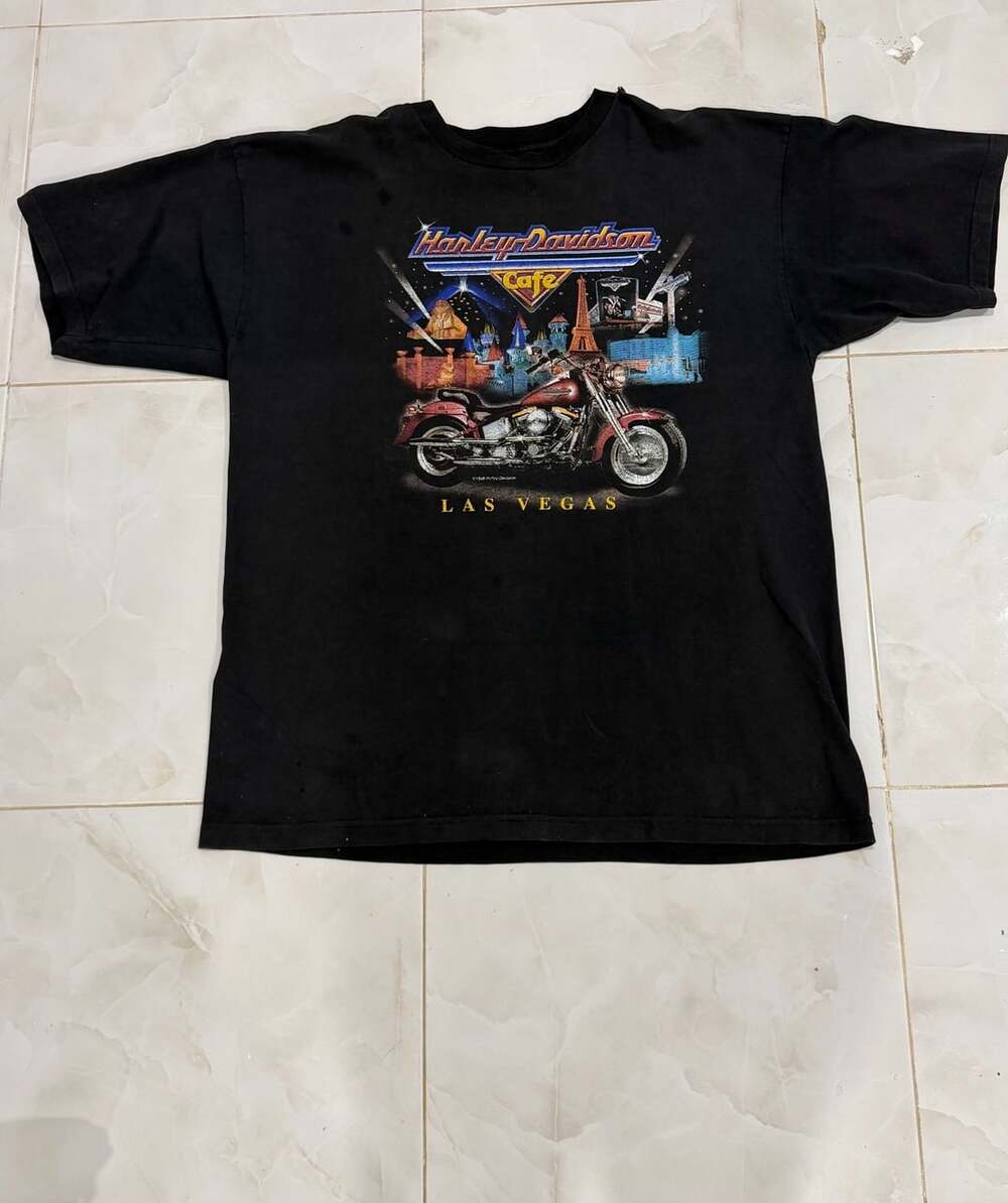 Vintage 1999 Harley-Davidson Cafe Las Vegas Motorcycle Graphic T-Shirt